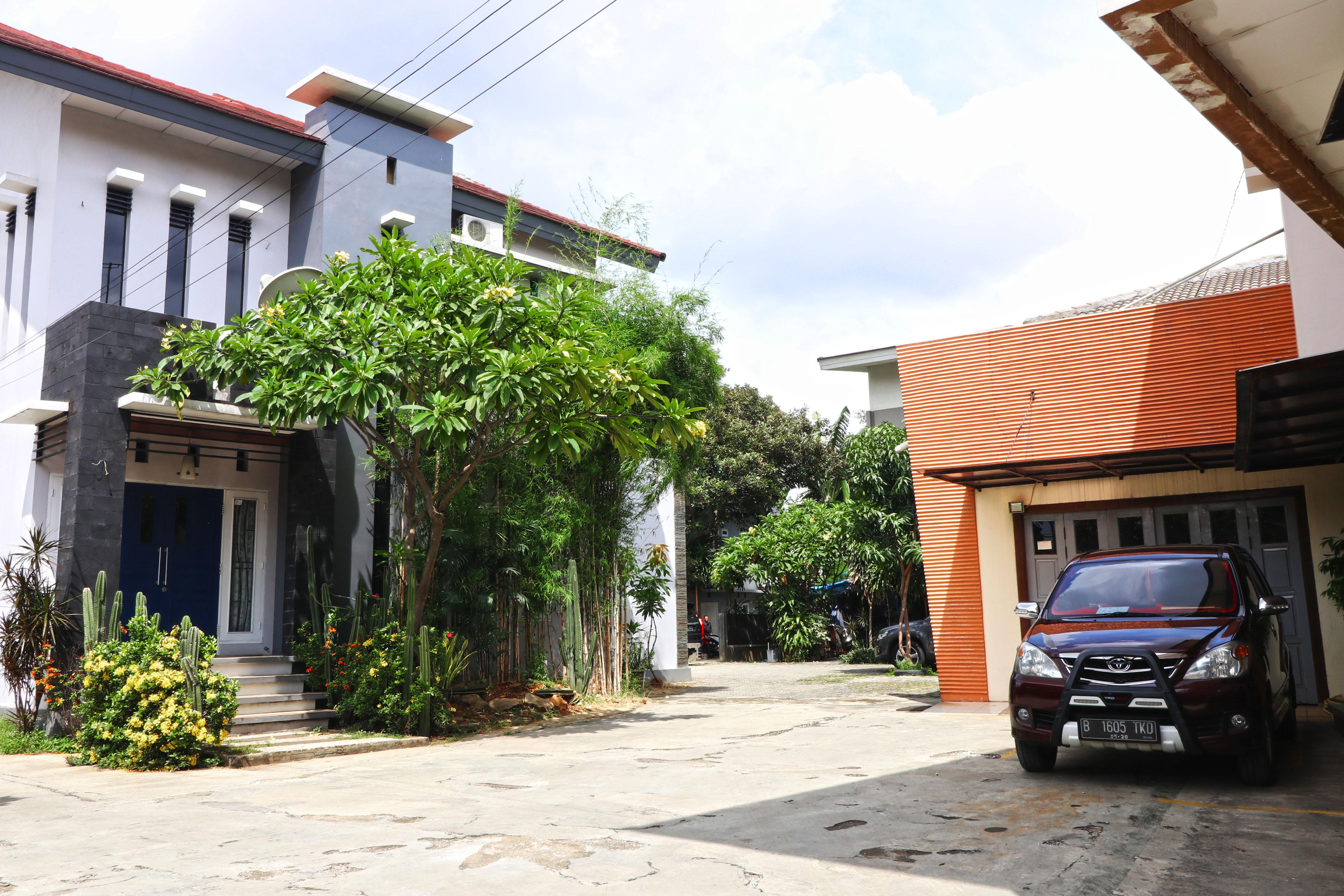 Bedur Homestay Syariah Бекаси Экстерьер фото
